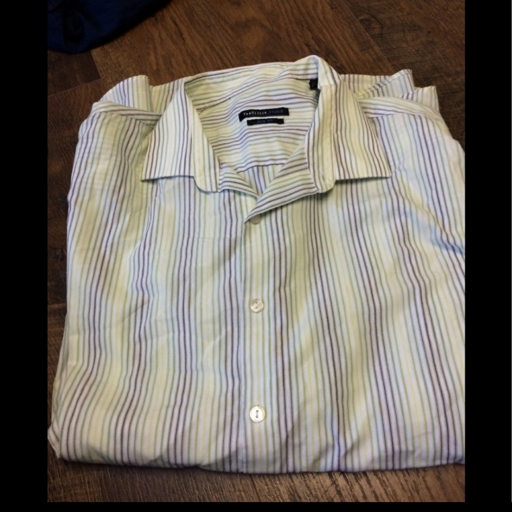 Van Heusen 17 dress shirt 👔
